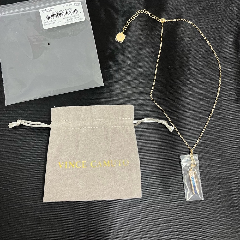 🥰🥰🥰LAST CHANCE ITEM. NEW!  VINCE CAMUTO BLUE OMBRÉ CZ NECKLACE